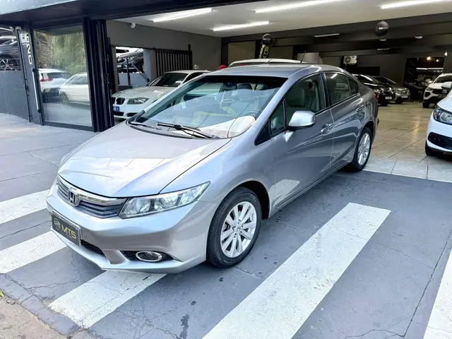Carro Honda Civic 2014 New  LXS 1.8 16V i-VTEC (Flex)