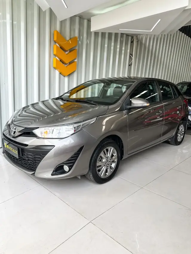 Carro Toyota Yaris 2020 1.3 XL Plus Tech CVT (Flex)