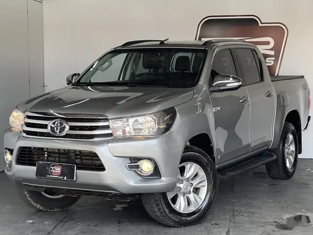 Carro Toyota Hilux Cabine Dupla 2017 Hilux 2.8 16v TDI SRV CD 4x4 (Aut)