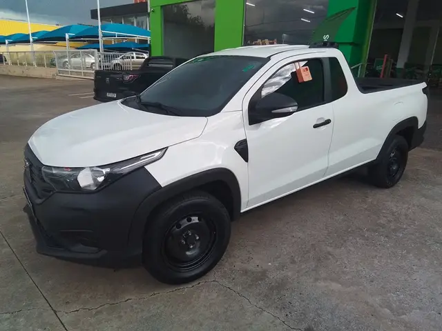 Carro Fiat Strada 2025 Endurance 1.3 Flex 8V CS