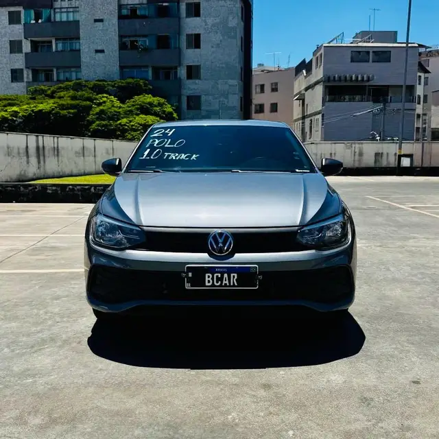 Carro Volkswagen Polo 2024 Track 1.0 Flex 12V 5p
