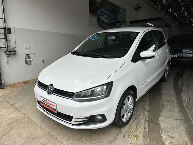 Carro Volkswagen Fox 2016 1.6 MSI Comfortline (Flex)