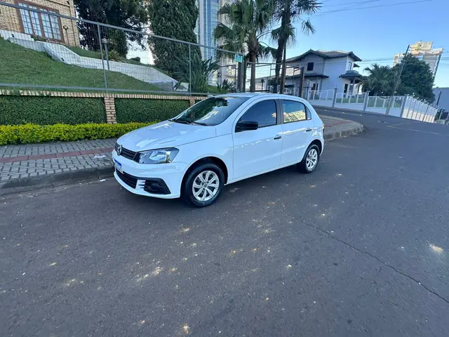 Carro Volkswagen Gol 2017 1.0 MPI Trendline (Flex) 2p