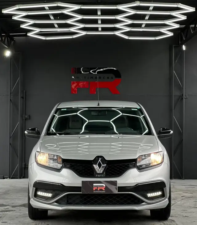 Carro Renault Sandero 2019 RS 2.0 16V (Flex)