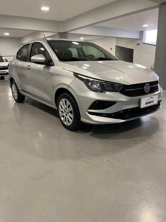 Carro Fiat Cronos 2019 1.3 Drive Firefly (Flex)