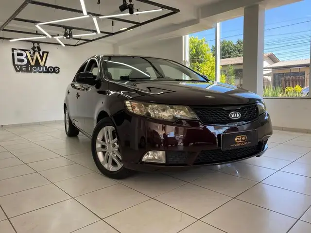 Carro Kia Cerato 2012 1.6 16V