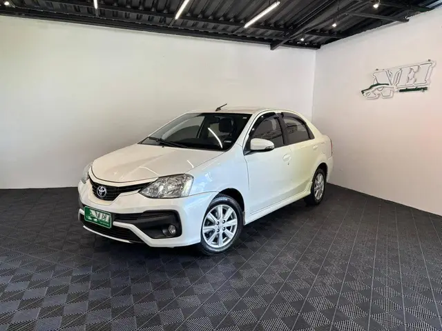 Carro Toyota Etios 2018 XLS 1.5 (Aut) (Flex)