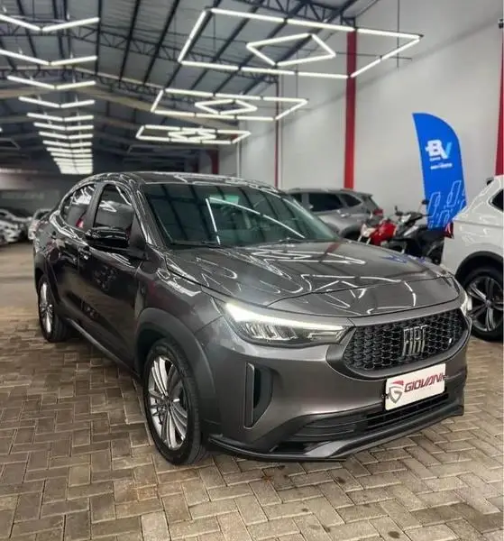 Carro Fiat Fastback 2024 Turbo 200