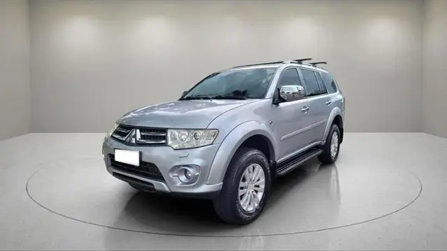 Carro Mitsubishi Pajero Dakar 2015 3.5 HPE 4WD (aut)(Flex)