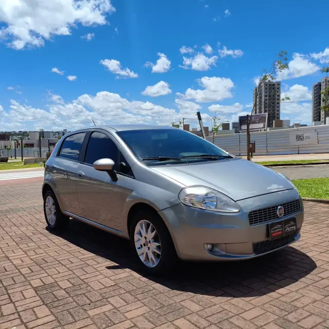 Carro Fiat Punto 2012 Essence 1.8 16V (Flex)