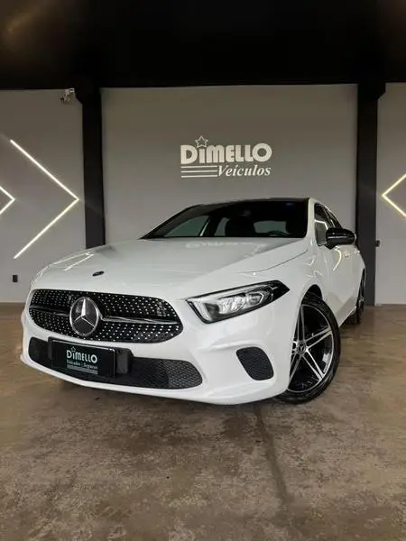 Carro Mercedes-Benz A 200 2020 Advance 1.3 CGI gasolina  (Aut)