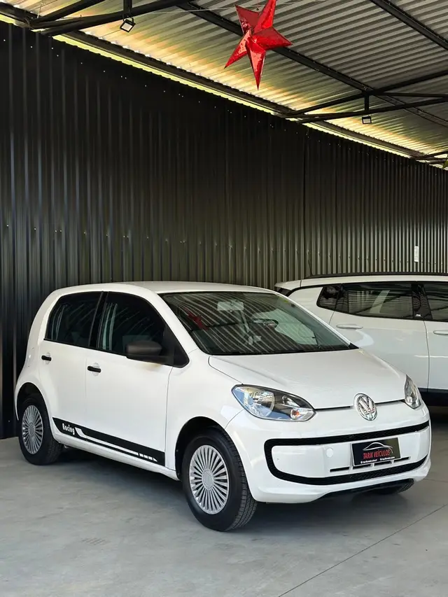 Carro Volkswagen Up! 2015 1.0 12v E-Flex move up! 4p