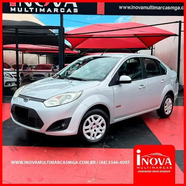 Carro Ford Fiesta Sedan 2013 SE 1.6 Rocam (Flex)