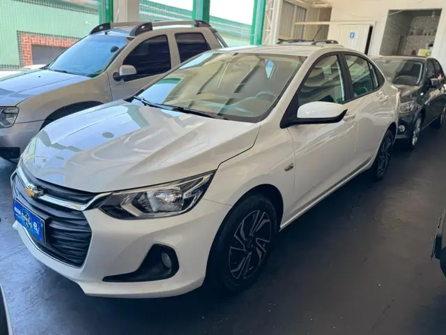 Carro Chevrolet Onix Plus 2025 LT 1.0