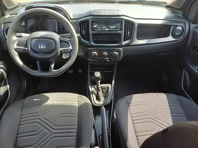 Carro Fiat Strada 2024 Freedom 1.3 Flex 8V CD