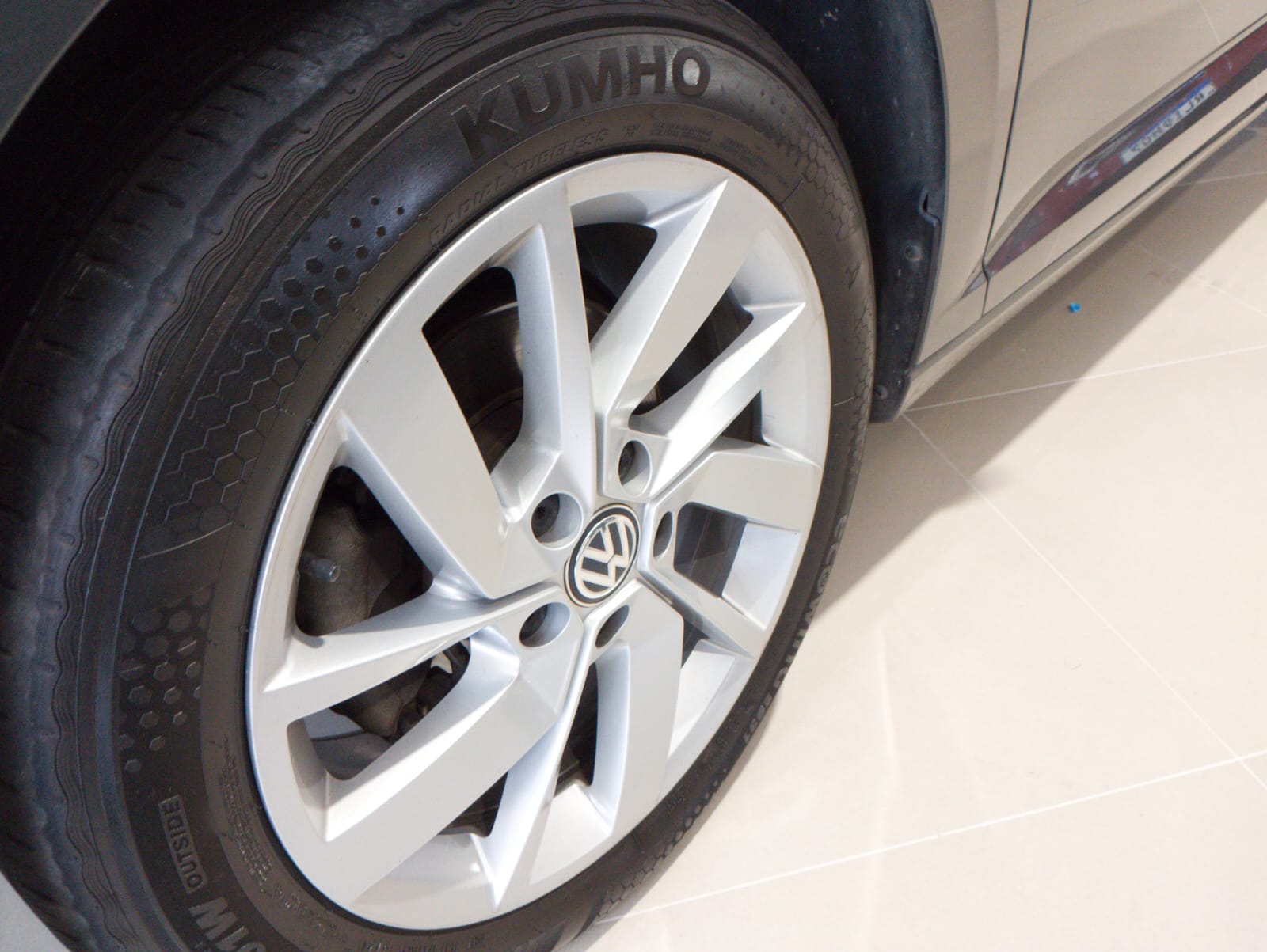 vw - volkswagen jetta 1.4 250 tsi comfortline