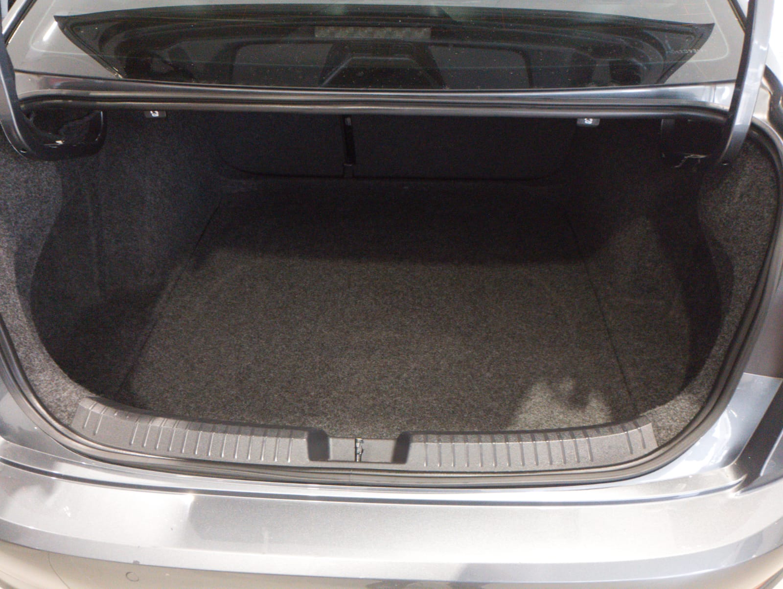 vw - volkswagen jetta 1.4 250 tsi comfortline