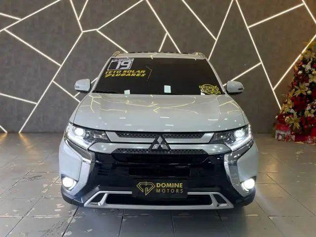 Carro Mitsubishi Outlander 2019 2.0 HPE 7L CVT