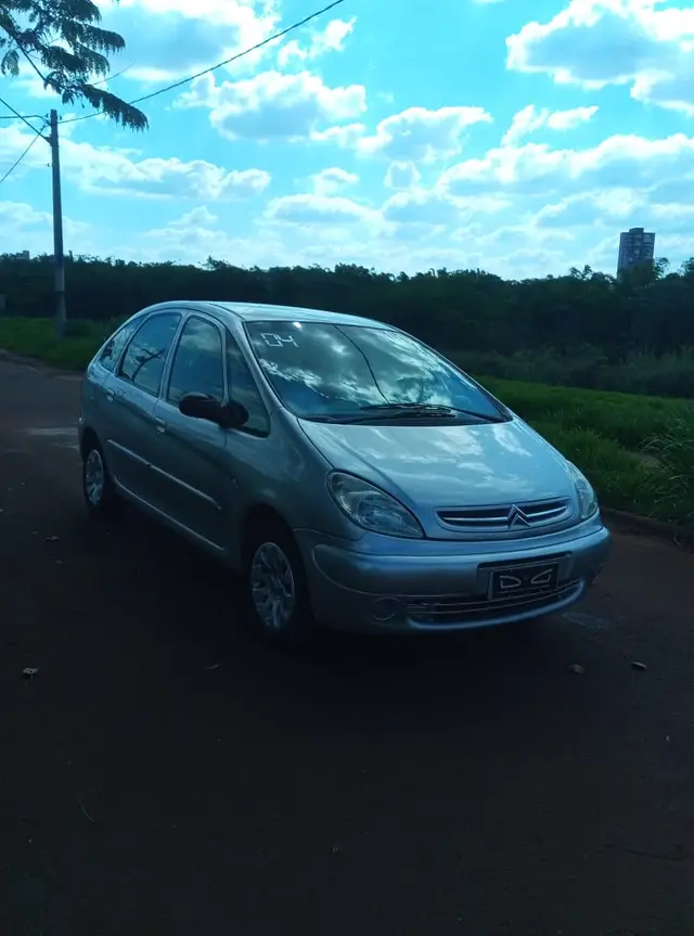 Carro Citroën Xsara Picasso 2004 Exclusive 2.0 (aut)