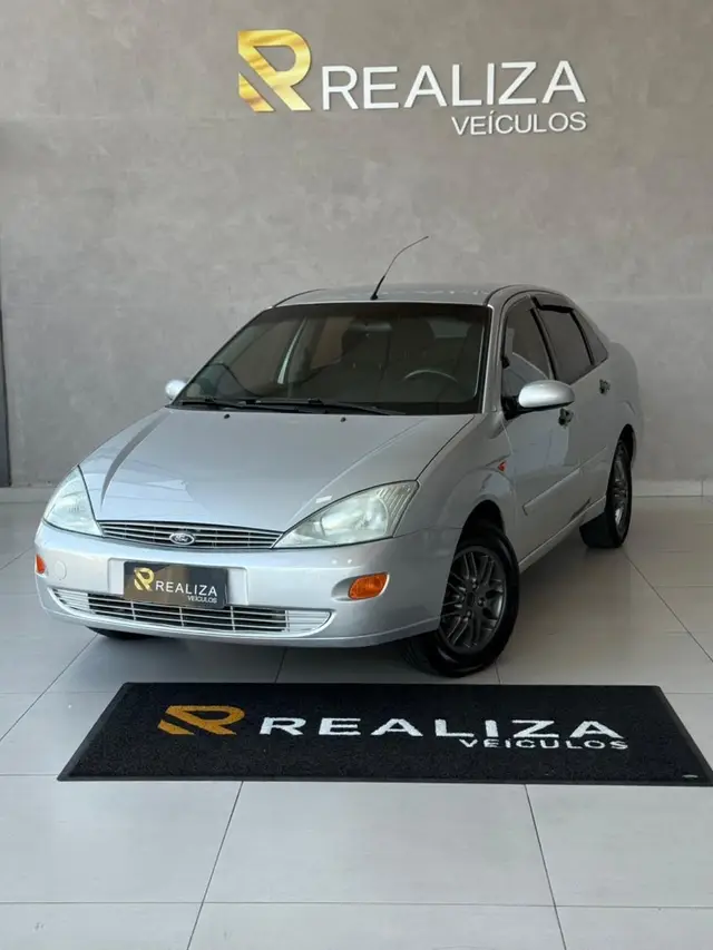 Carro Ford Focus Sedan 2003 2.0 16V