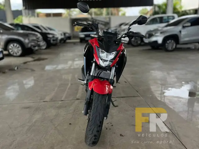 Moto Honda CB 300F Twister 2023 (ABS)