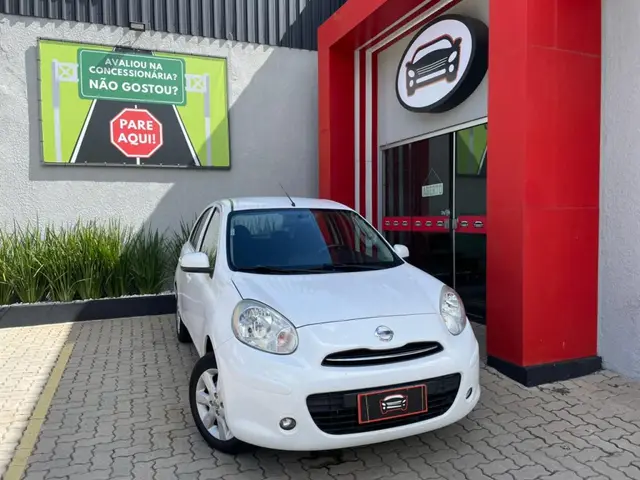 Carro Nissan March 2013 1.6 16V S (Flex)