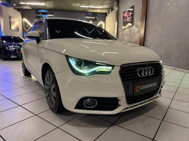 Carro Audi A1 2012 1.4 TFSI Attraction S Tronic