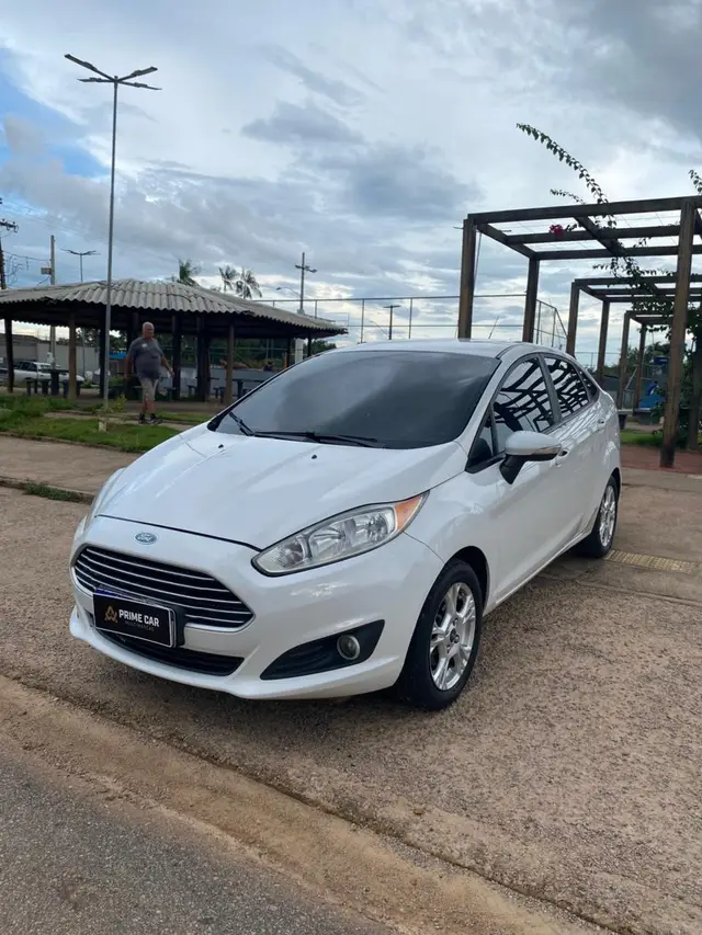 Carro Ford New Fiesta Sedan 2015 1.6 SE (Flex)