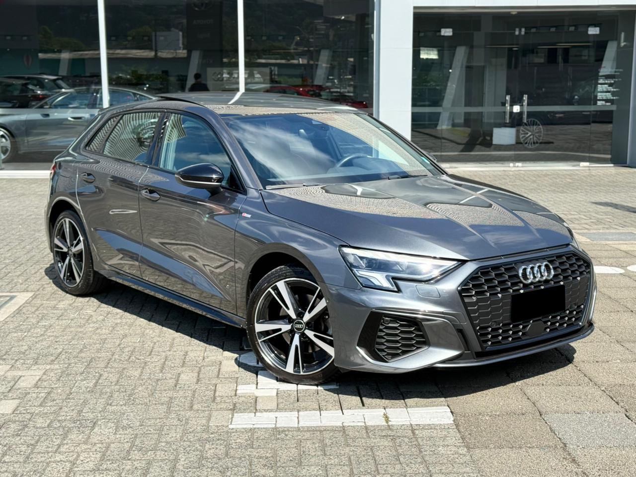 audi s-line 2.0 tfsi s-tronic (hib.)