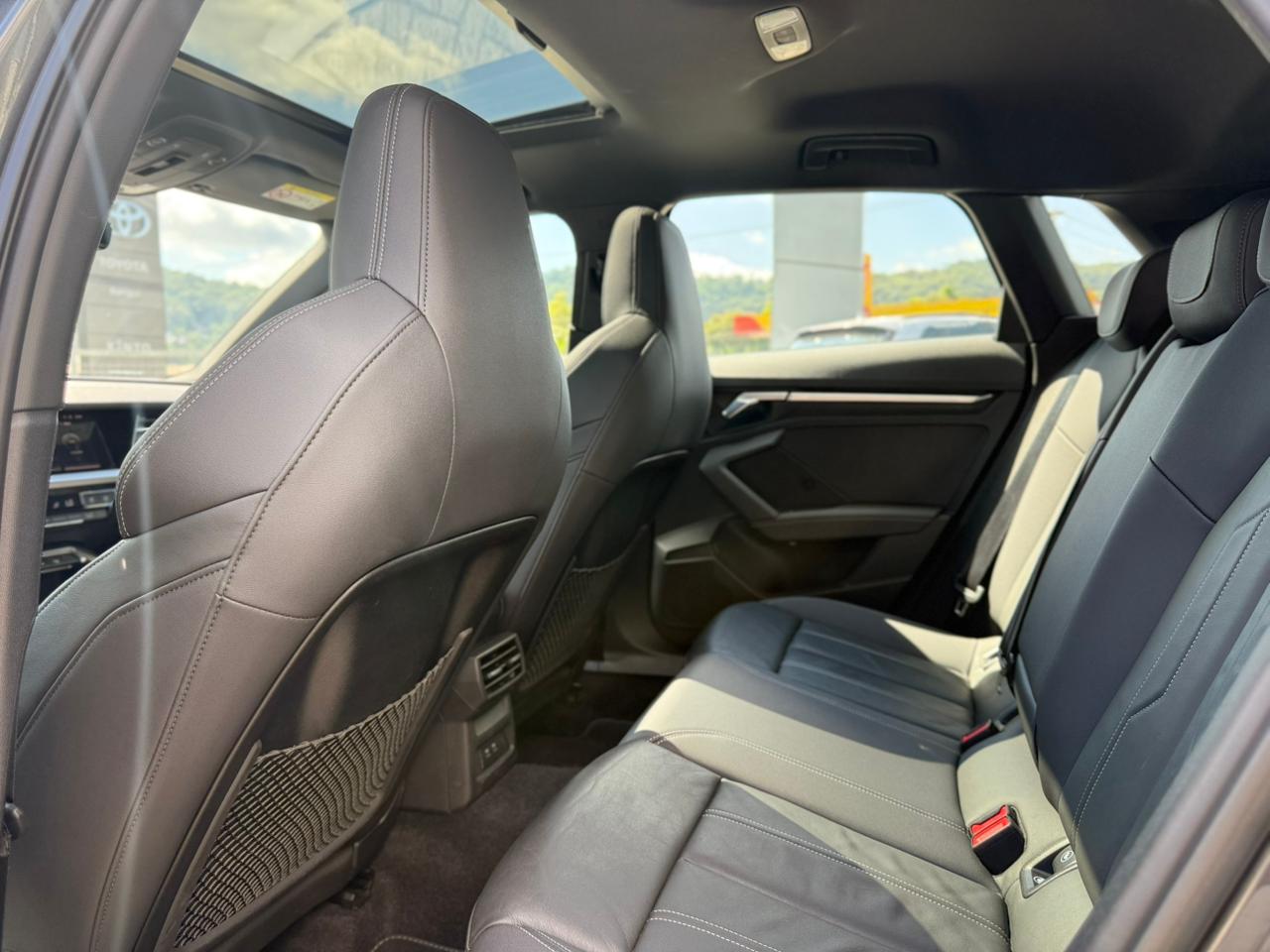 audi a3 sportback s-line 2.0 tfsi s-tronic (hib.)