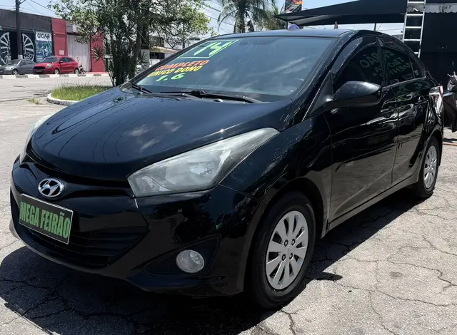 Carro Hyundai HB20S 2014 1.6 Comfort Plus (Flex)