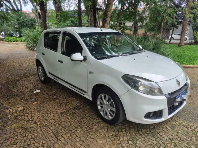 Carro Renault Sandero 2014 Expression 1.6 8V (flex)
