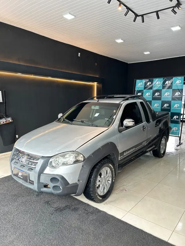Carro Fiat Strada 2010 Adventure Locker 1.8 8V (Flex) (Cabine Estendida)