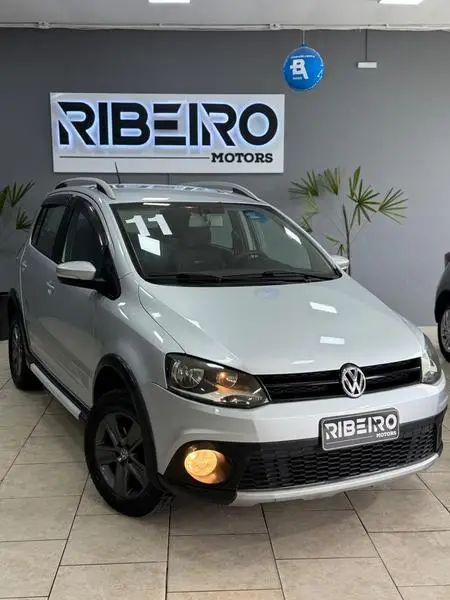 Carro Volkswagen CrossFox 2011 1.6 (Flex)