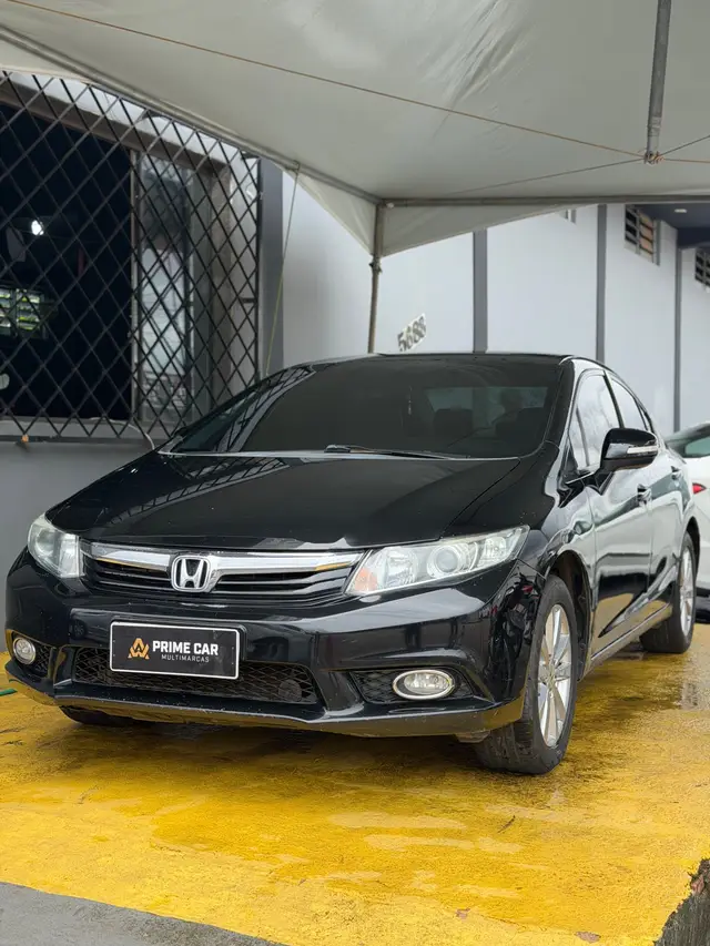 Carro Honda Civic 2014 New  LXR 2.0 i-VTEC (Aut) (Flex)