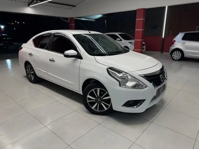 Carro Nissan Versa 2018 1.6 16V Unique CVT (Flex)