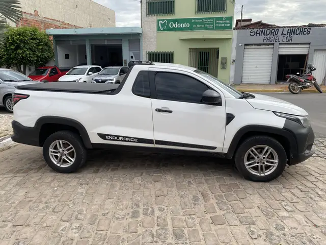 Carro Fiat Strada 2022 Endurance 1.4 CS