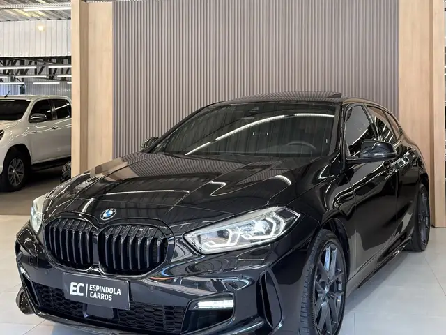 Carro BMW 118i 2024 M Sport 1.5 Turbo (Aut.)