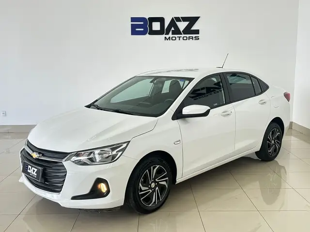 Carro Chevrolet Onix Plus 2024 LT 1.0 Turbo