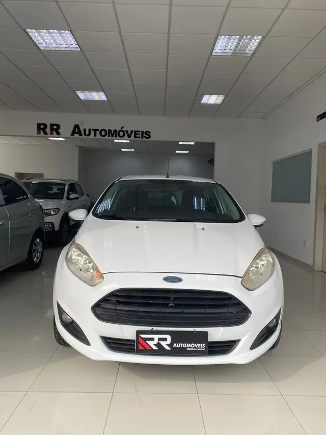 Carro Ford Fiesta Sedan 2014 SE 1.6 Rocam (Flex)