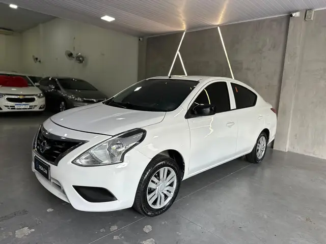 Carro Nissan Versa 2018 1.0 12V S (Flex)