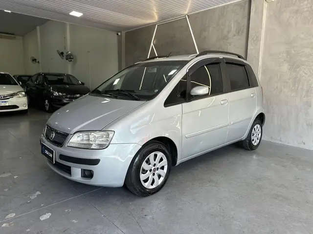 Carro Fiat Idea 2010 ELX 1.4 (Flex)