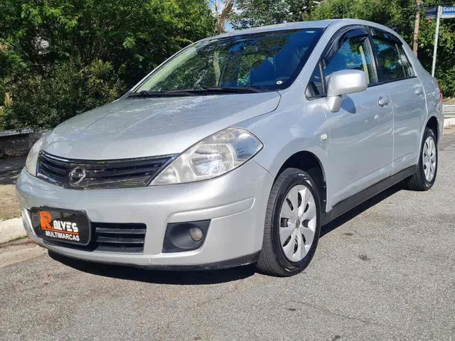 Carro Nissan Tiida Sedan 2011 1.8 16V (Flex)