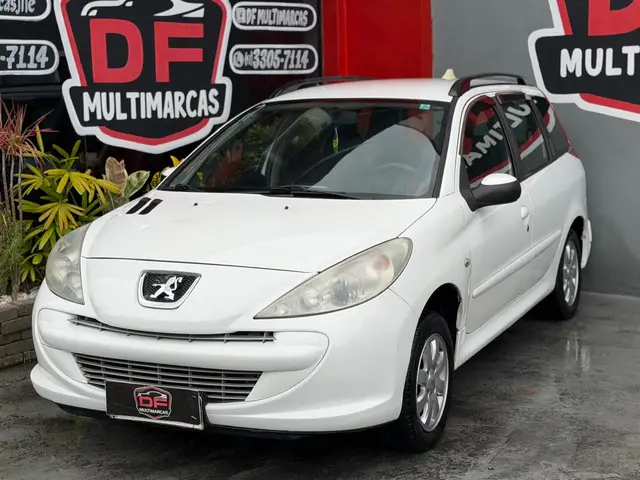 Carro Peugeot 207 SW 2011 XR 1.4 8V (flex)