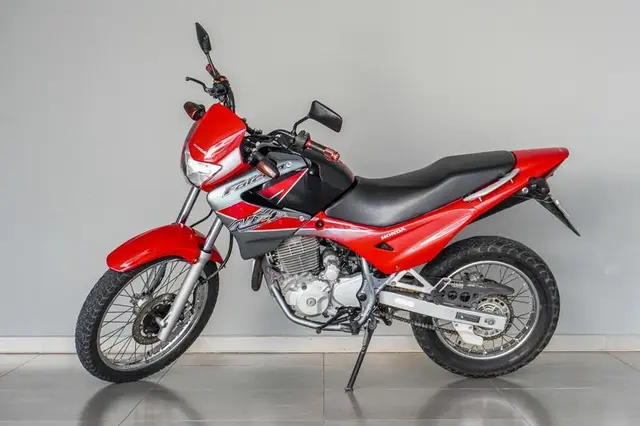 Moto Honda NX 4 Falcon 2005 400