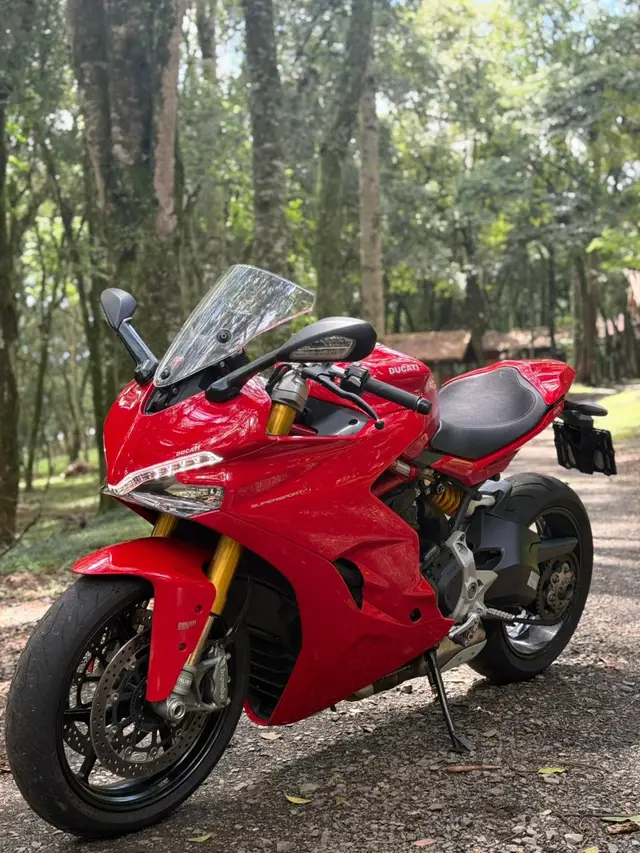 Moto Ducati Super Sport 900 ss 2018  S 937cc