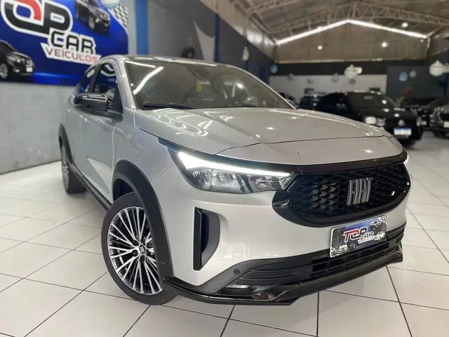 Carro Fiat Fastback 2025 Impetus
