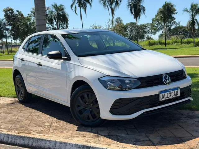 Carro Volkswagen Polo 2025 Track 1.0 Flex 12V 5p