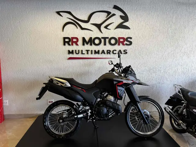 Moto Yamaha XTZ 250 Lander 2025 Connected