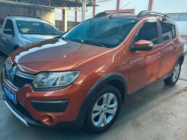 Carro Renault Sandero Stepway 2015 1.6 8V Easy-R (Flex)